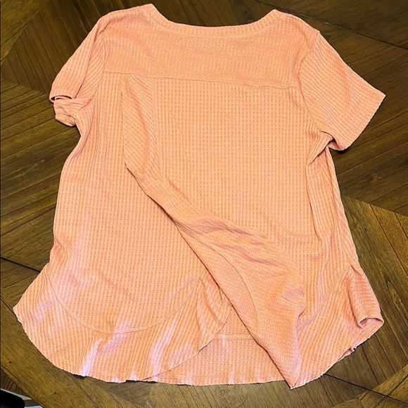 Pink Ribbed Short Sleeve Tee - Picture 3 of 4